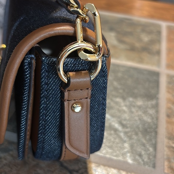 Michael Kors MILA EW Sling Crossbody Handbag Denim Navy/Brown, Chain Link Strap - Picture 9 of 10